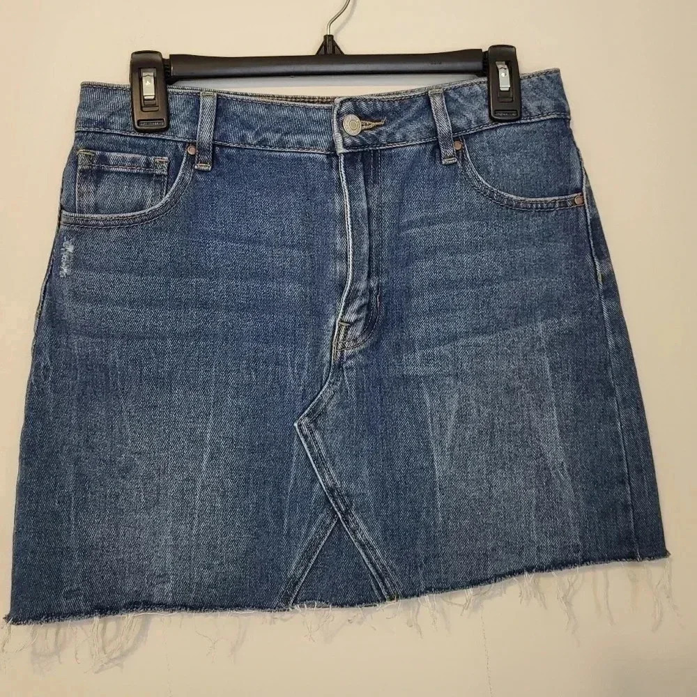 Pacsun Raw Hem Blue Denim Jean Mini Skirt(27) - Picture 3 of 8